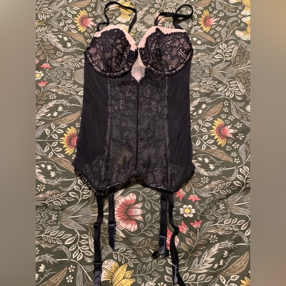 Victoria’s Secret black & beige corset lace 32B - Picture 1 of 3